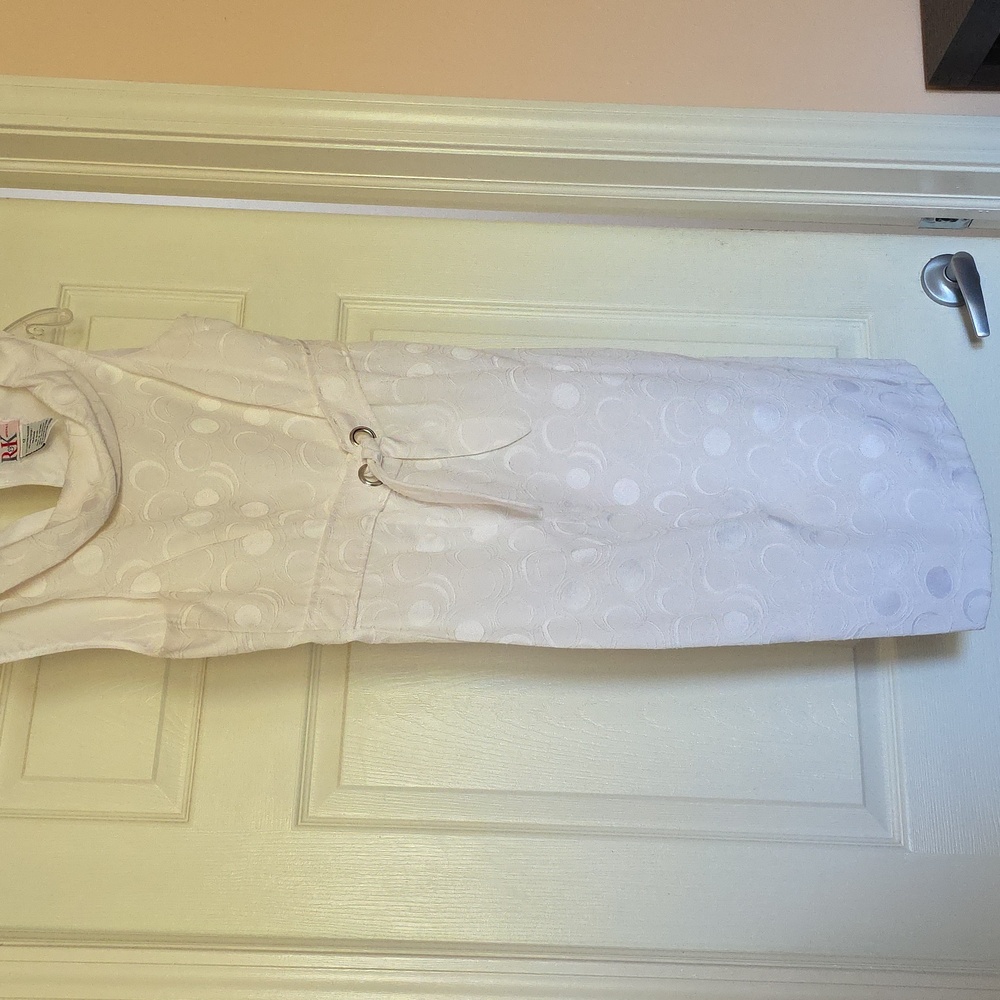 Elegant White Midi Dress